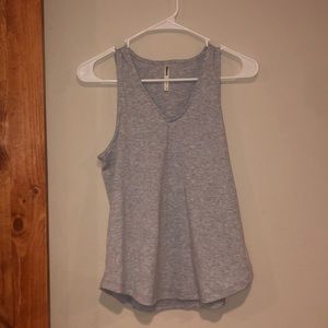 Grey tank